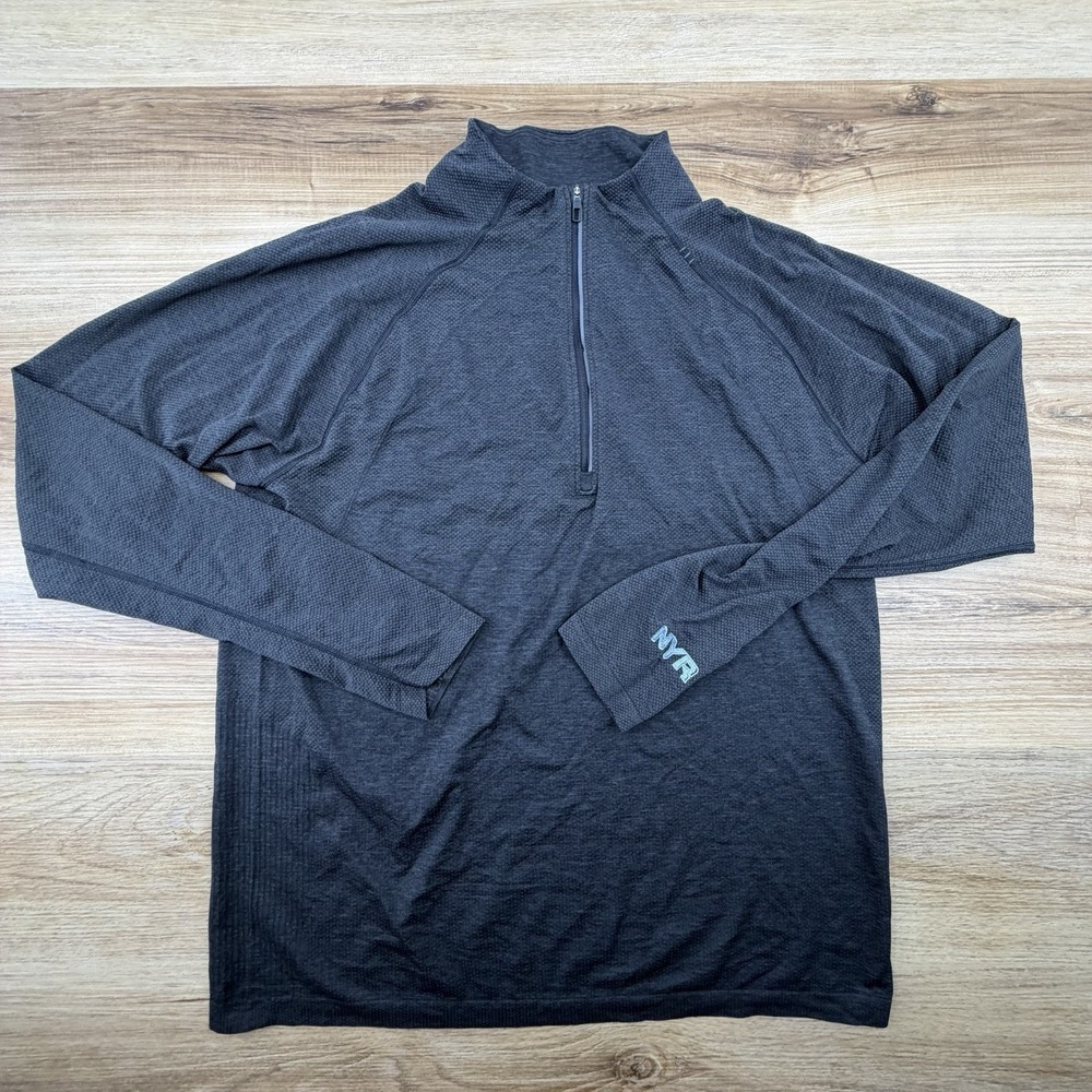 Lululemon Mens Metal Vent Tech Midweight 1/2 Zip Long Sleeve Grey W/ LOGO Large